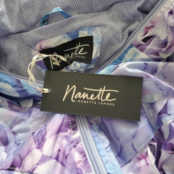 Nanette lepore Zip-up floral jacket size M NWT! - Picture 3 of 3